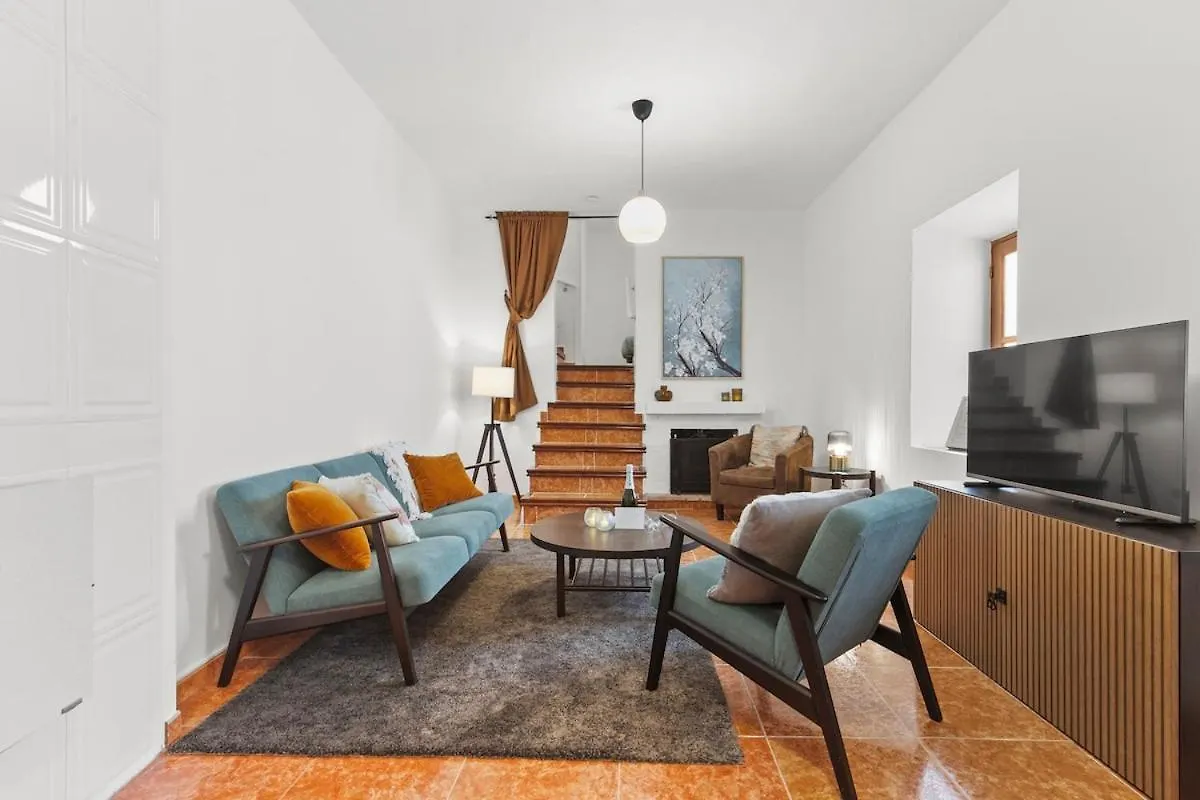 Andalucian House With Rooftop Terrace In The Heart Of Frigiliana 0*,